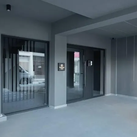 Apartment Id Residences 302 *