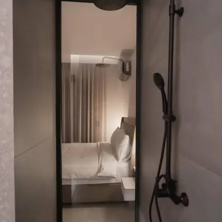 Id Residences 302 *