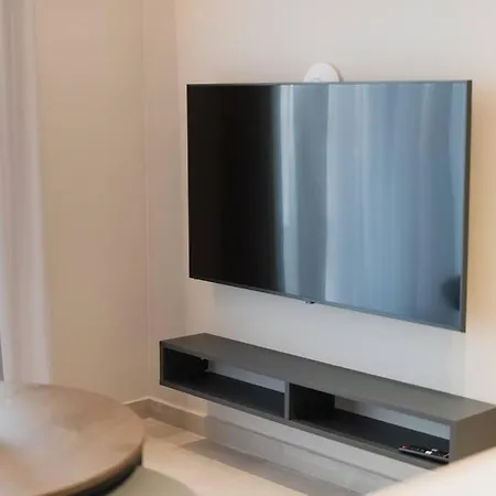 Id Residences 302 * 볼로스