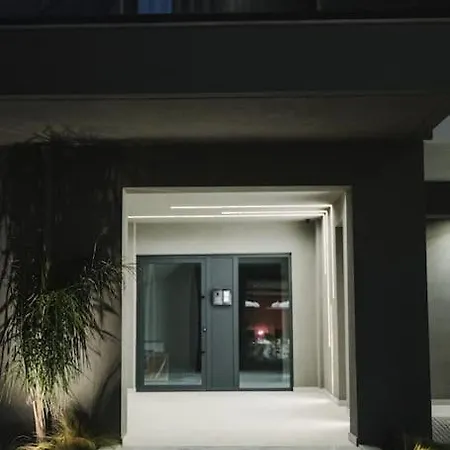 Id Residences 302 Apartment