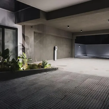 Id Residences 302